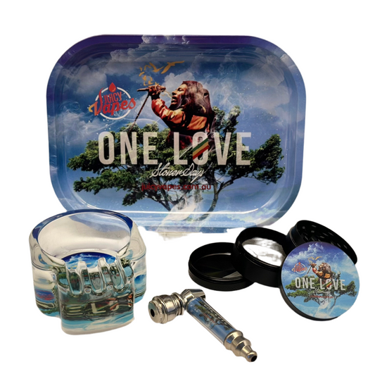 One Love Smoking Gift set with Pipe, Grinder Ashtray & Rolling Tray