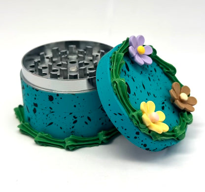 4Layer Cake Herb Grinder Tobacco Crusher Hand Crank Spice Herbal 4 Parts. Designs&Colours Selected Randomly