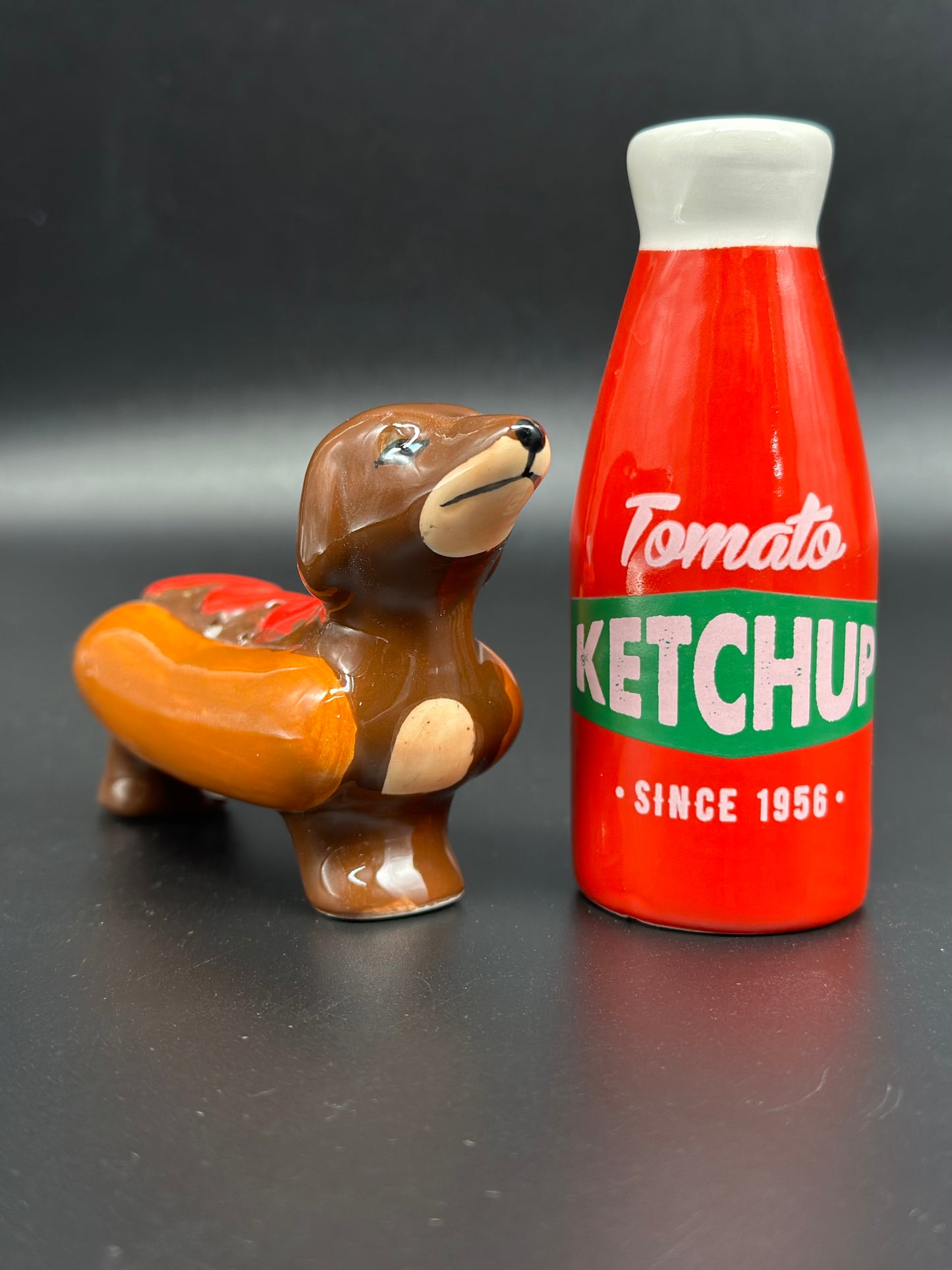 Sausage Dog and Ketchup Salt and pepper Set