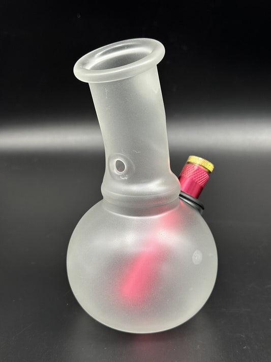 Glow In The Dark 14 cm Glass Smoking Pipe, Water Pourer Cp& Stem Included